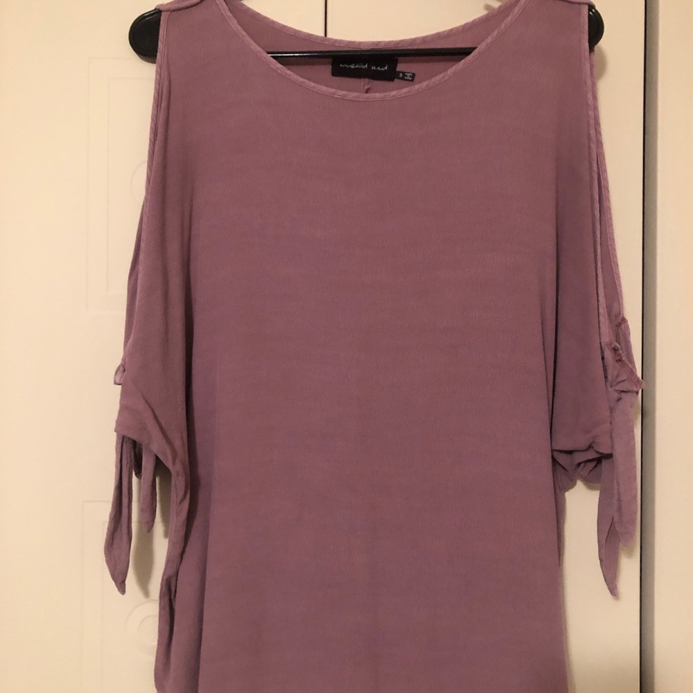 Francesca’s dusty rose half sleeve top